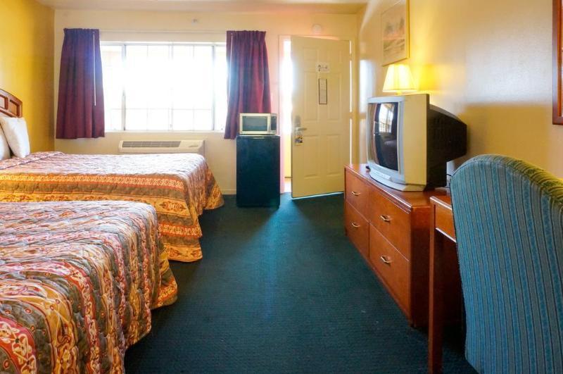 Mission Inn And Suites Гейвард Екстер'єр фото